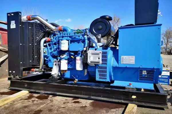 hth华体网站登录入口-华体（中国）机电一批柴油发电机组发往客户手中